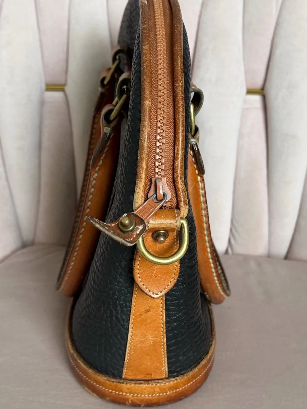 Dooney & Bourke ✨90s✨ Norfolk Bag